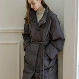 앳코너 High Neck Belted Long Down Coat AT5JUF052GE
