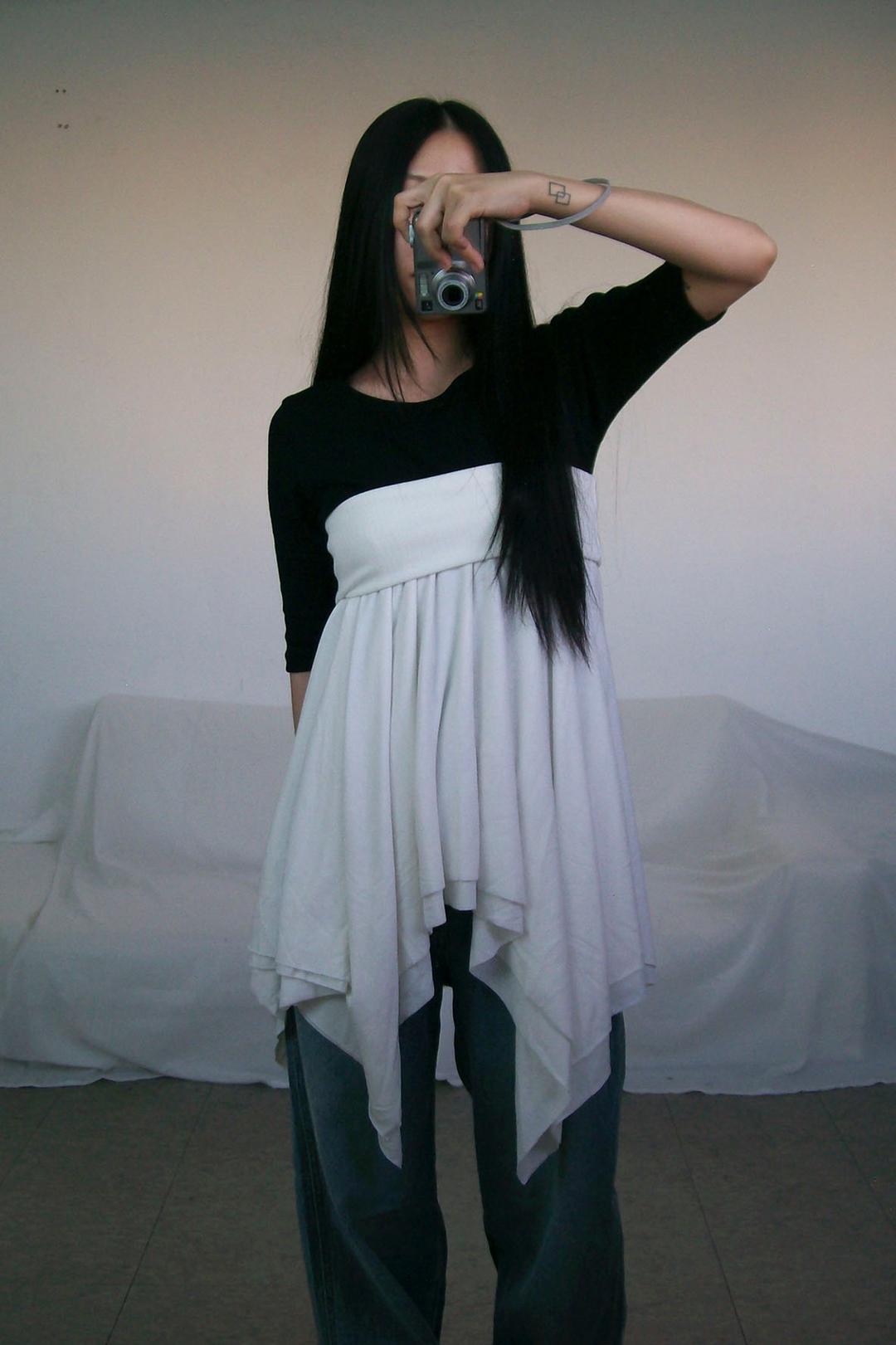 UNBALANCE SKIRT (IVORY)