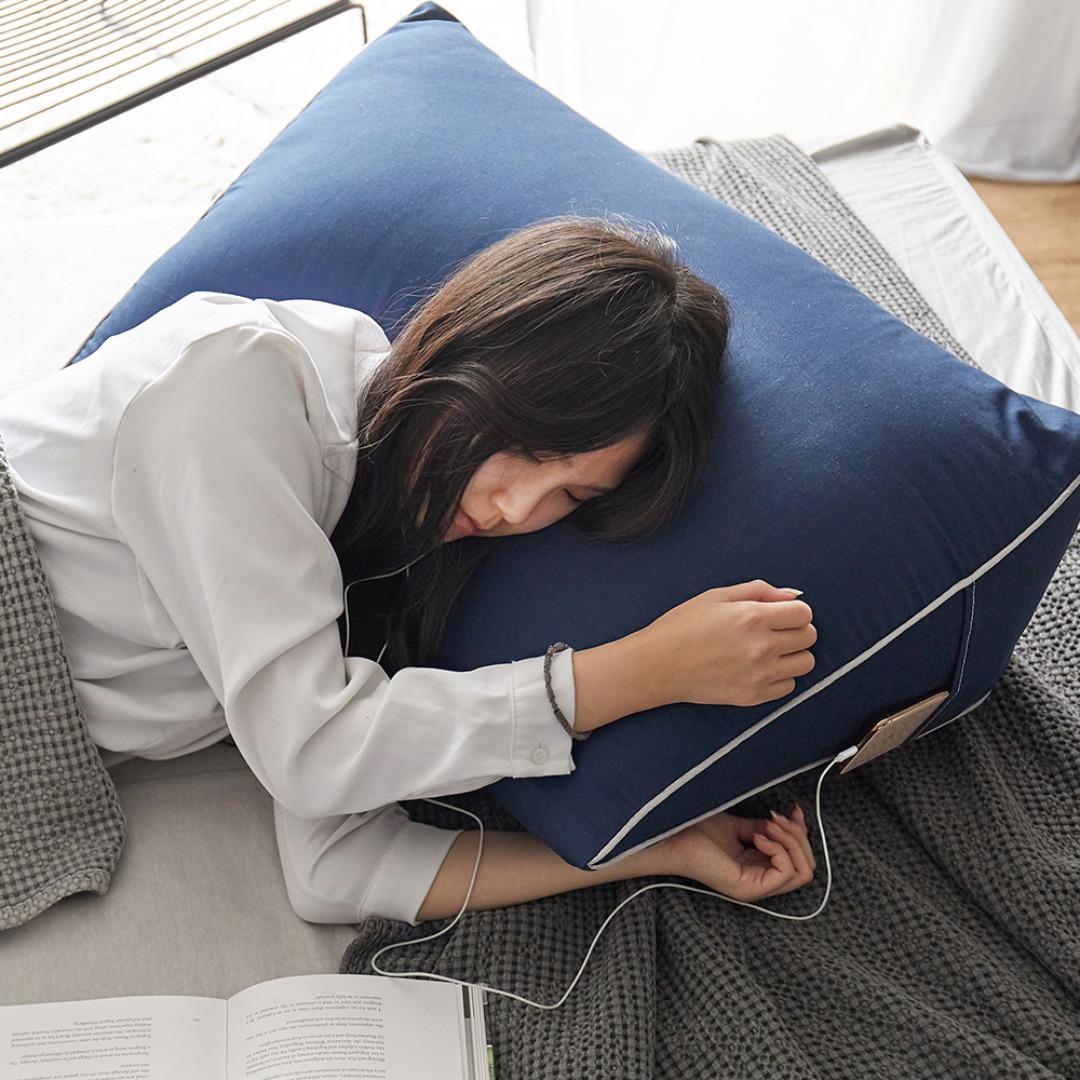 [쉬즈홈] 슬리브 옥스포드 삼각등쿠션 (솜포함/11color)