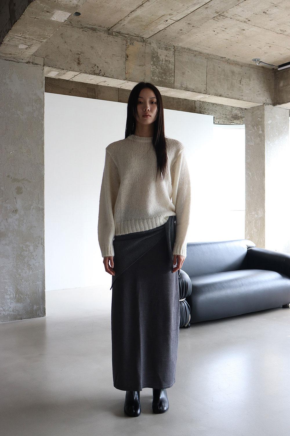 KNITTED WOOL SKIRT (2C)