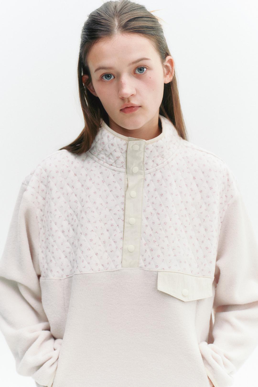 Flower Quilting Fleece Top Beige