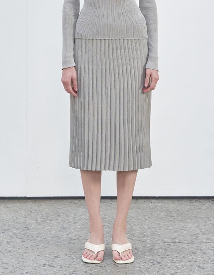 Fluid) PUNCHING PLEATS KNIT SKIRT (GREY)