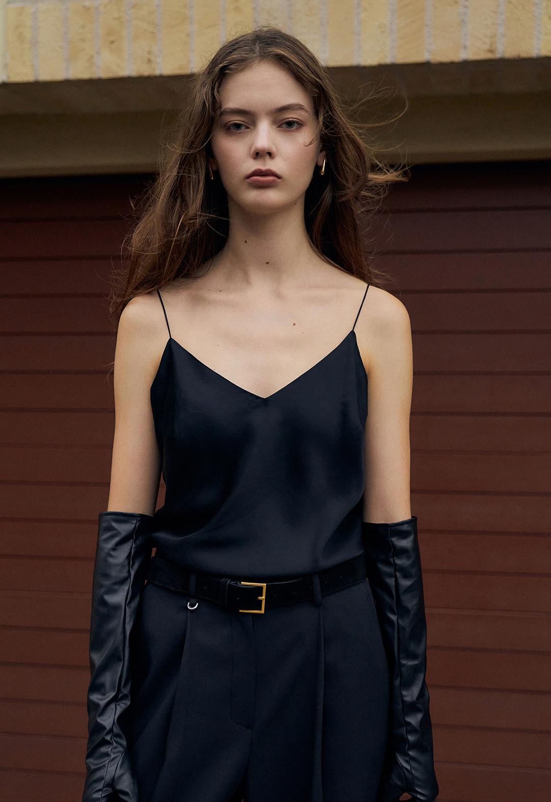 Glam Slim Sleeveless