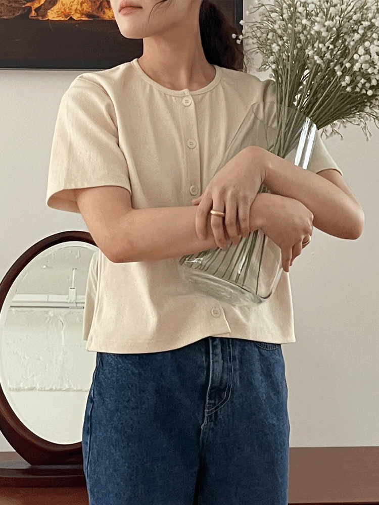 BETRUE | 골지 크롭 탑