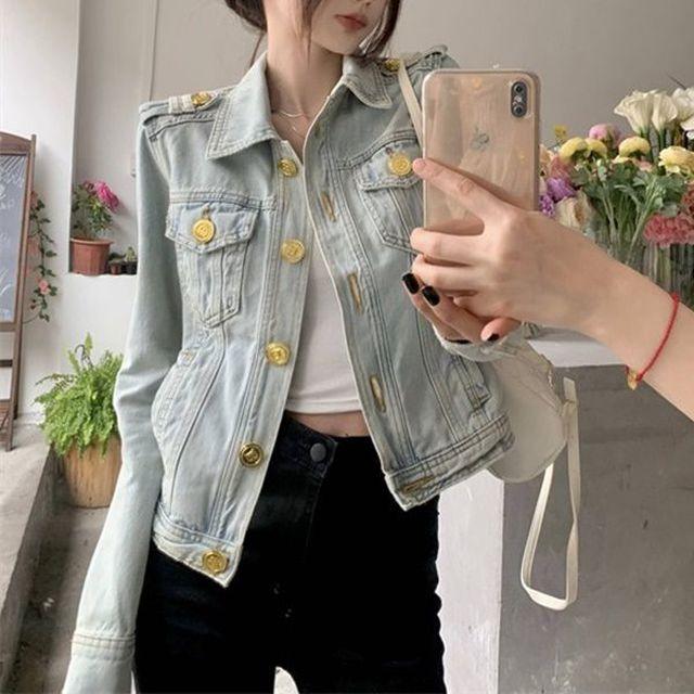투포켓 금장버튼 디테일 데님 자켓
