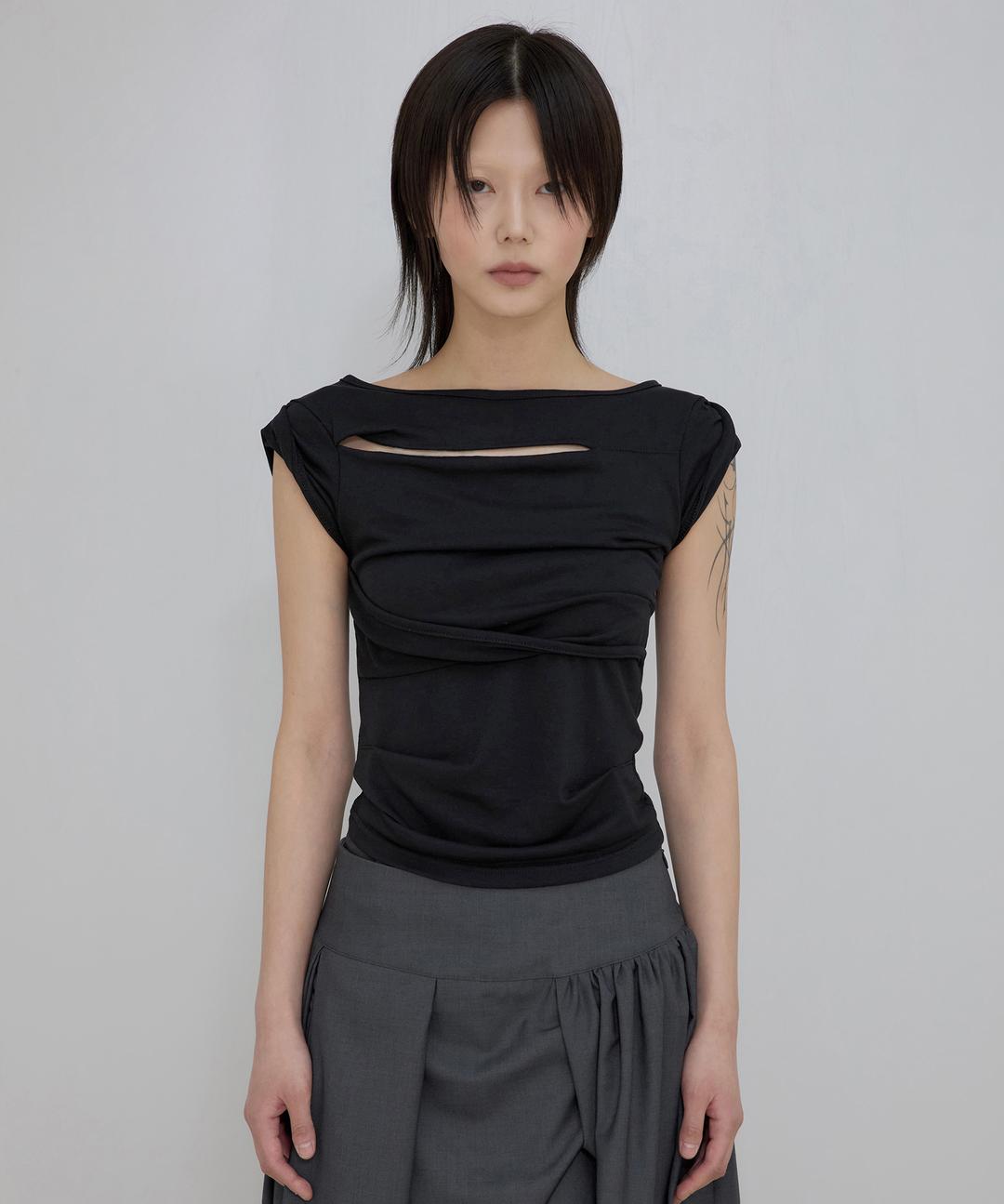 Asymmetrical Draped Roll-Up T-Shirt (FL-165_Black)