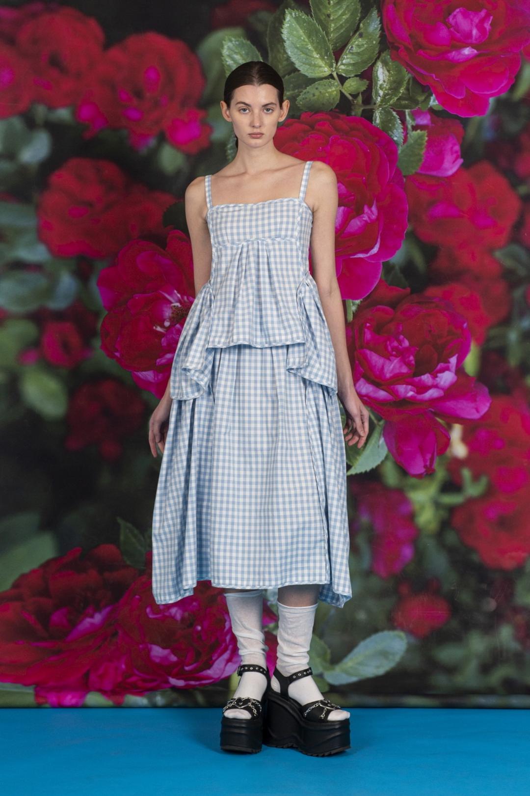 깅엄 체크 라인 디테일 볼륨 스커트