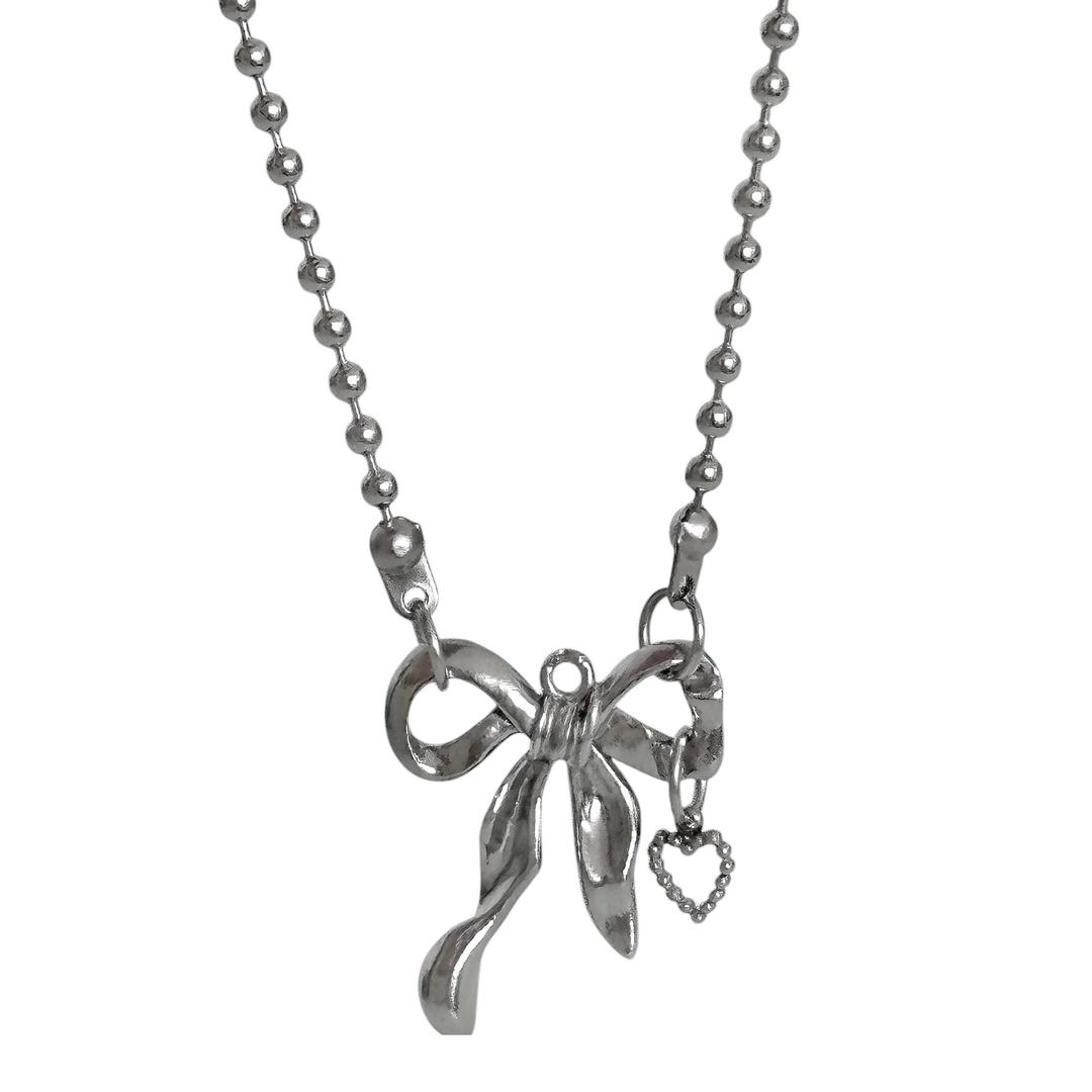 ribbon heart choker