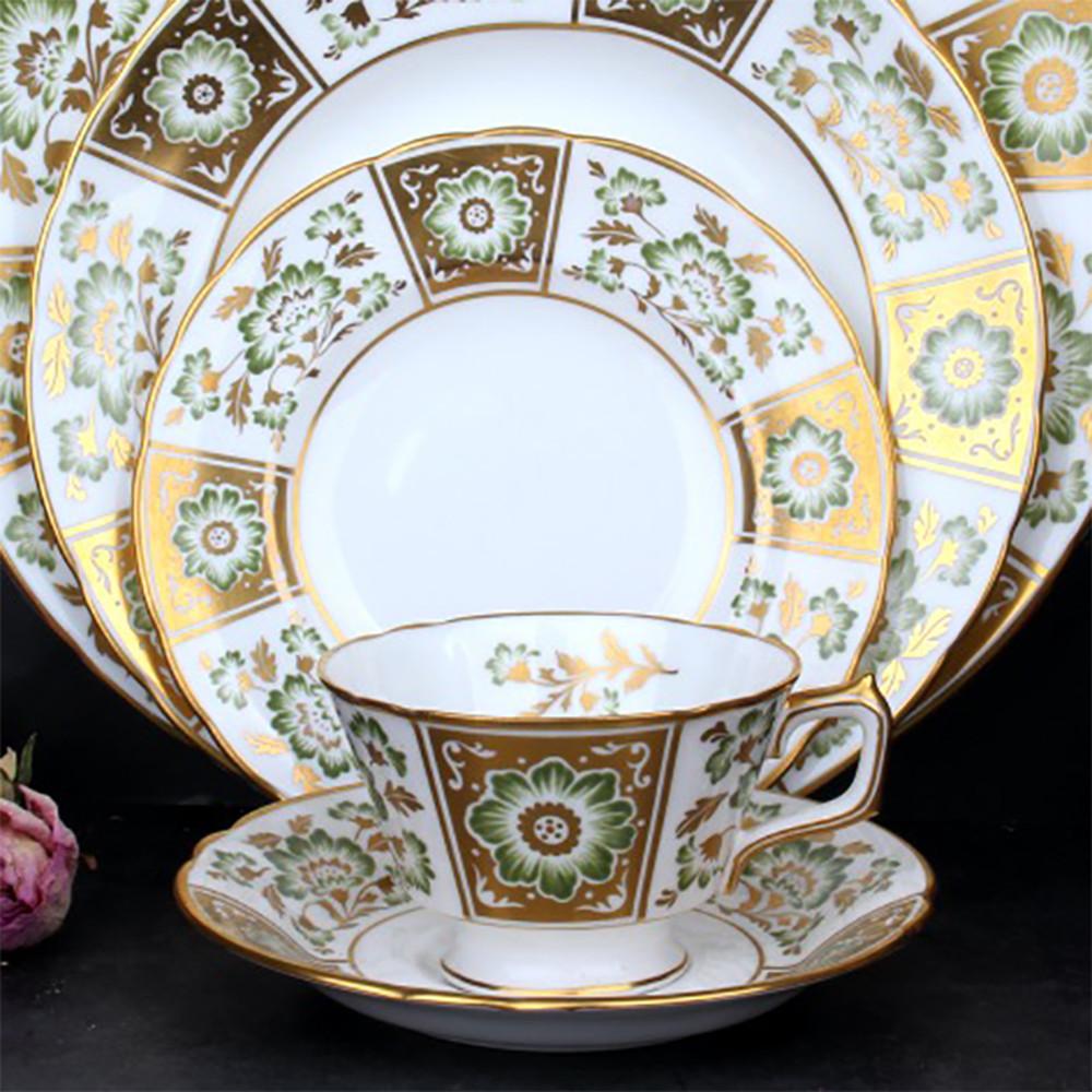 영국찻잔 영국앤틱 로얄크라운더비 Royal Crown Derby 그린 패널