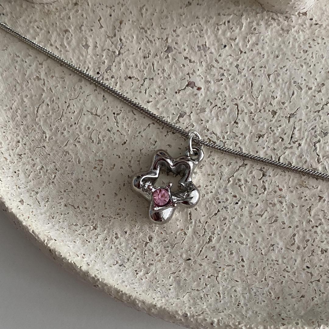 pink flake necklace