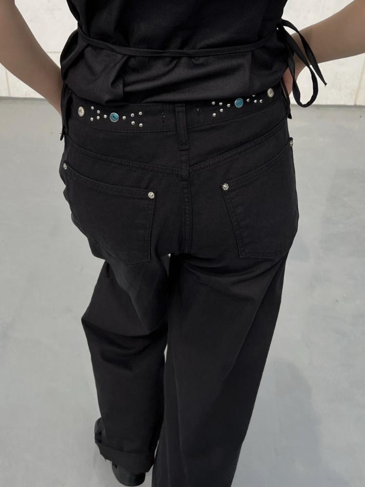 Cubic point black pt