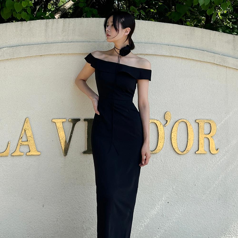 프릴 오프숄더 맥시드레스	DR681