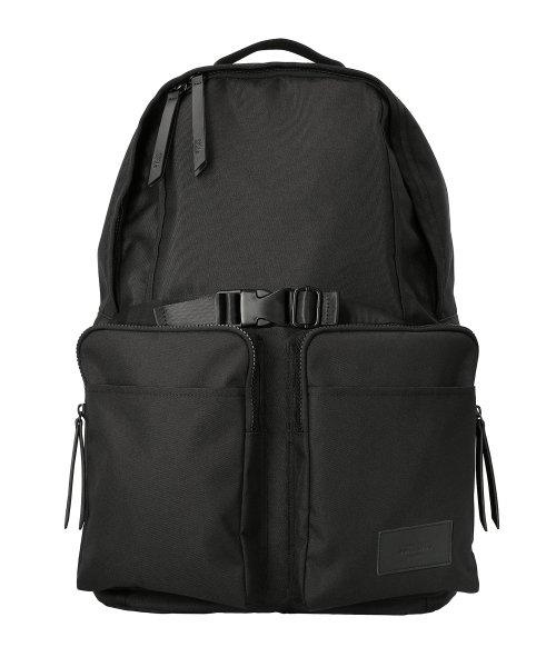 dual pocket backpack / black