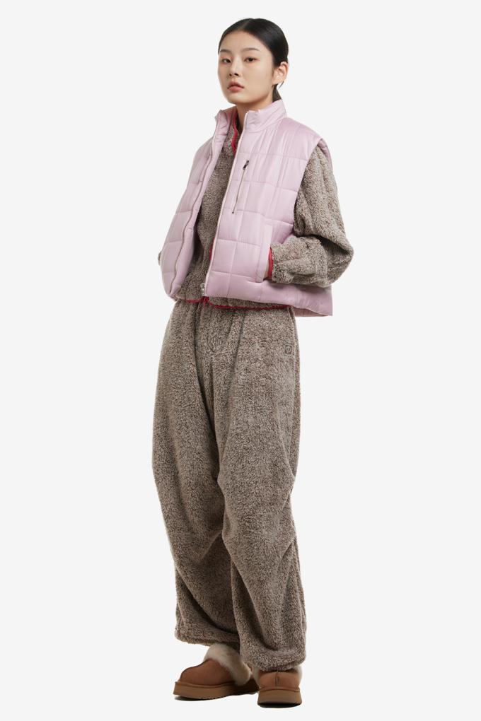 QUILTED ZIP POCKET VEST