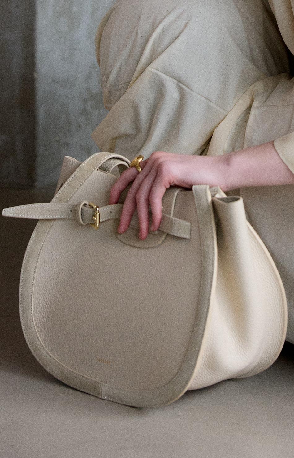 포이베 토트백 클레이/에우테르페스튜디오/이태리/