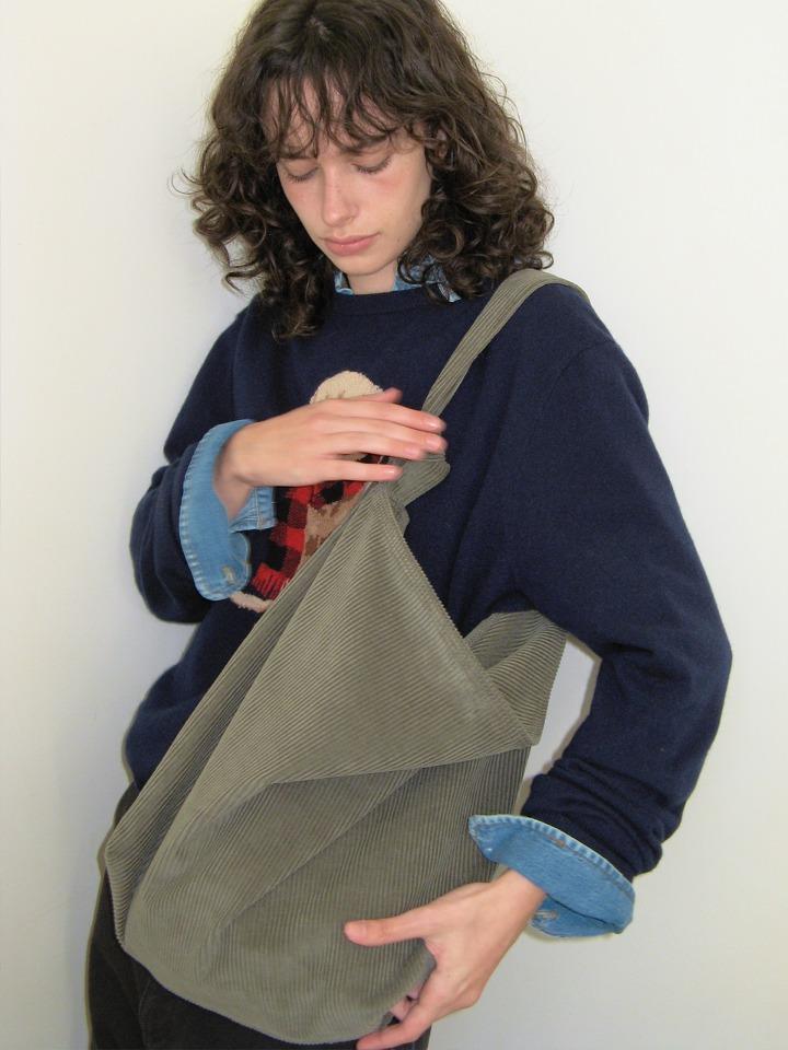 KNOT BAG [L] CORDUROY KHAKI