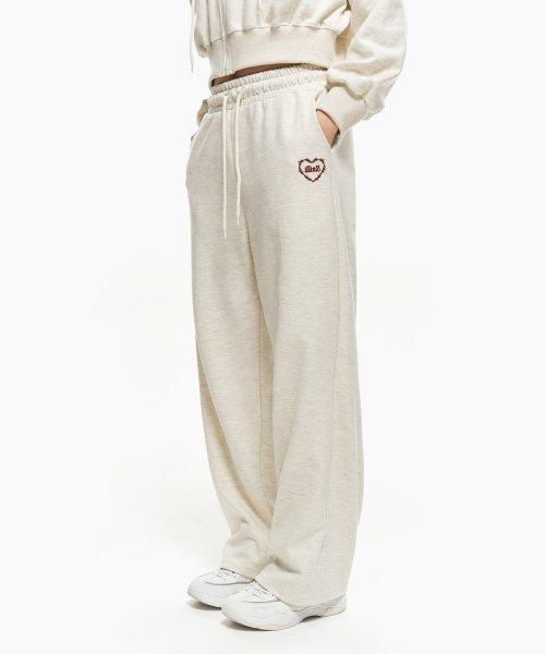 쏜하트 일자 스웨트팬츠 오트밀