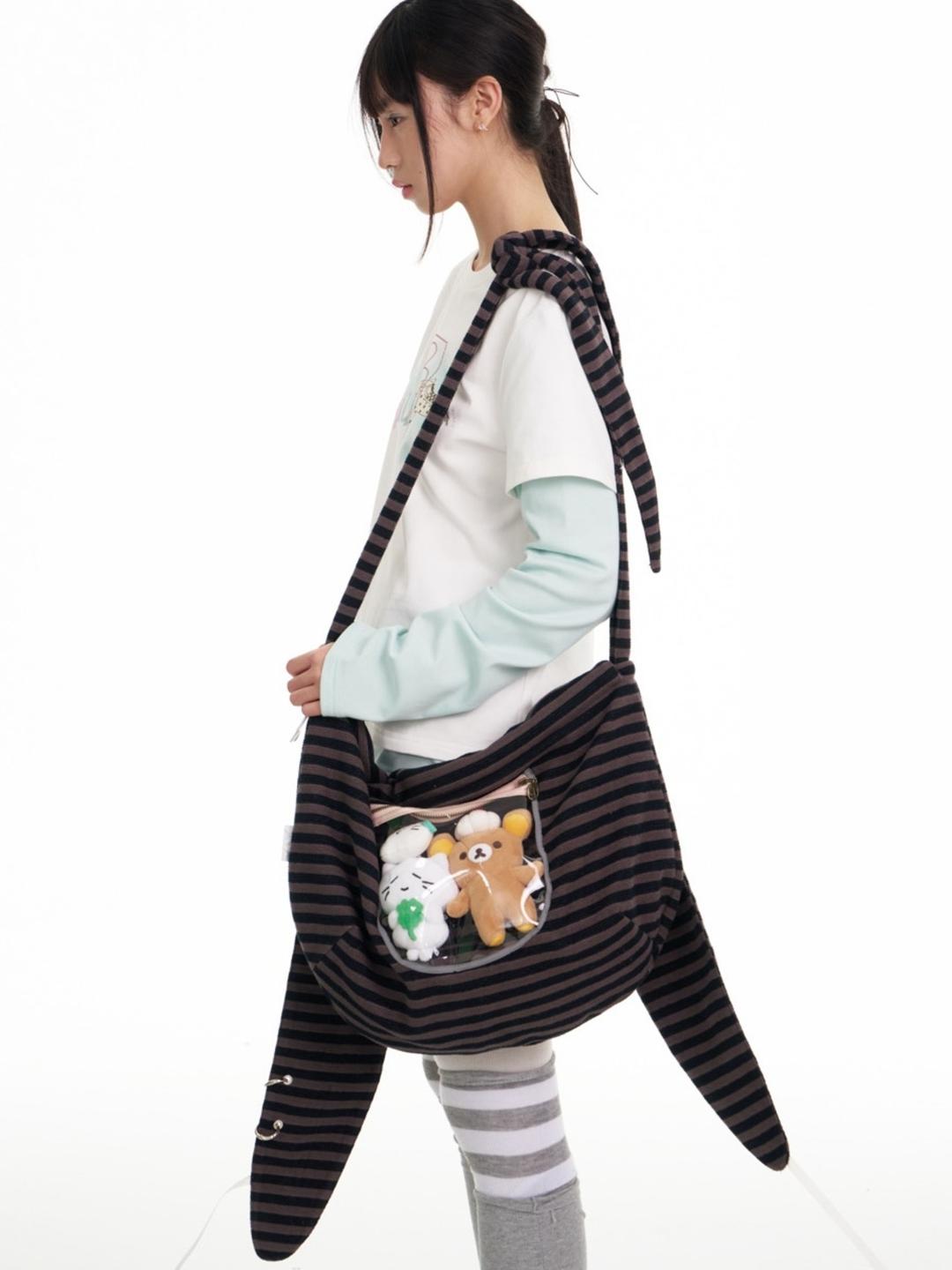 BETWEENAND Stripe Rabbit Ears Crossbody Bag