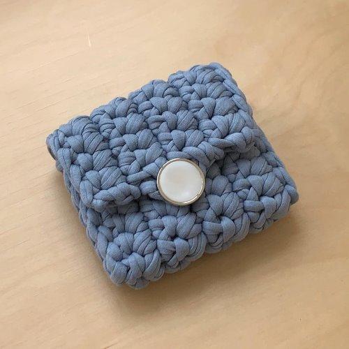 BUTTON CASE / whale blue