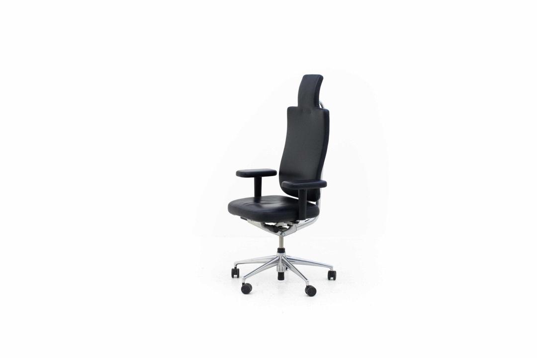 Mario and Claudio Bellini HeadLine office chair from Vitra