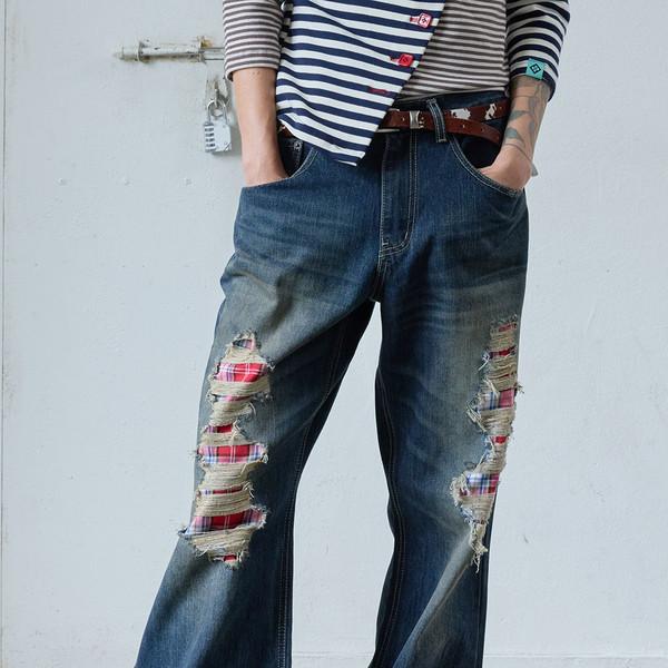 DESTROYED CHECK BOOT-CUT DENIM PANTS / dark blue