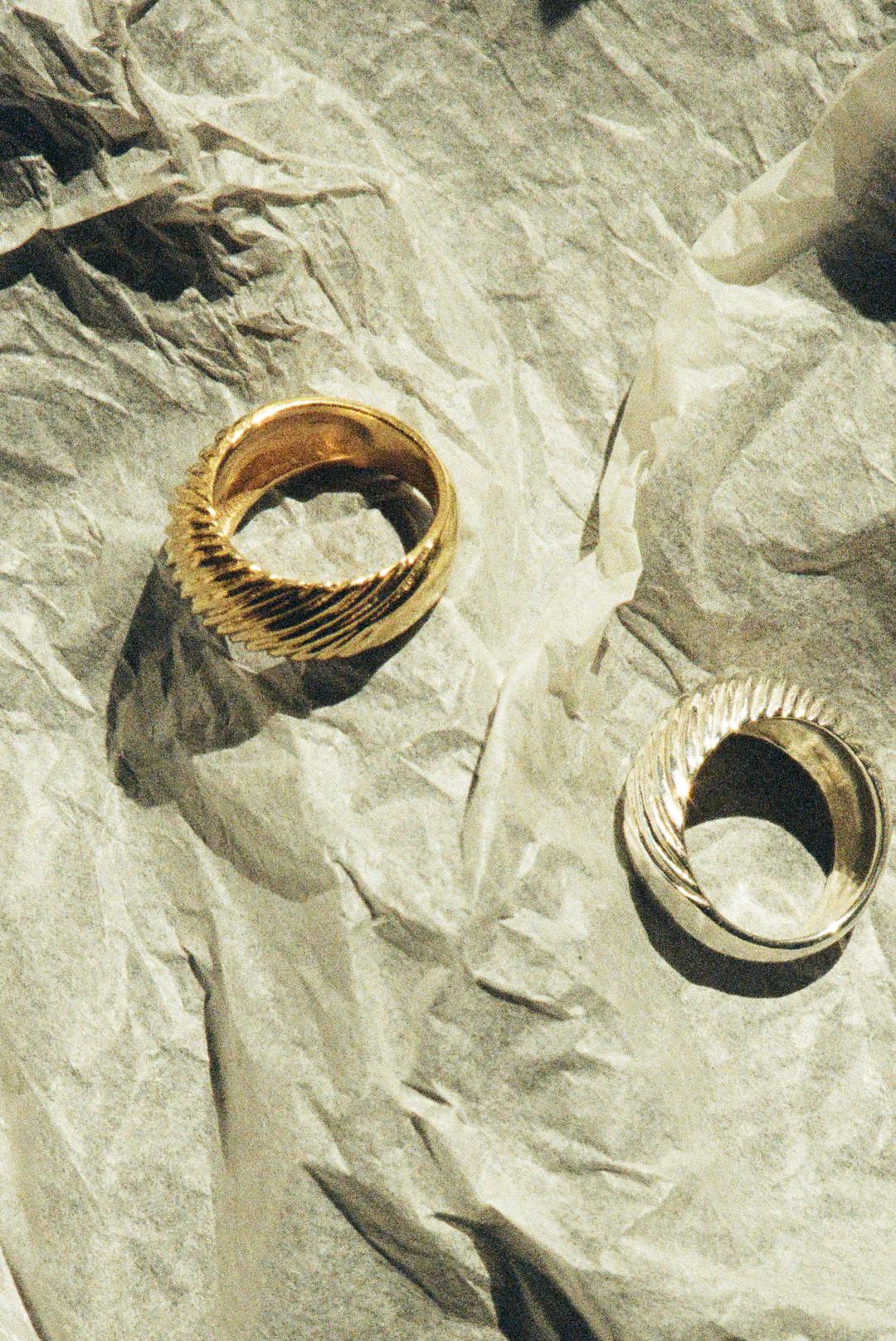 Pleats Ring