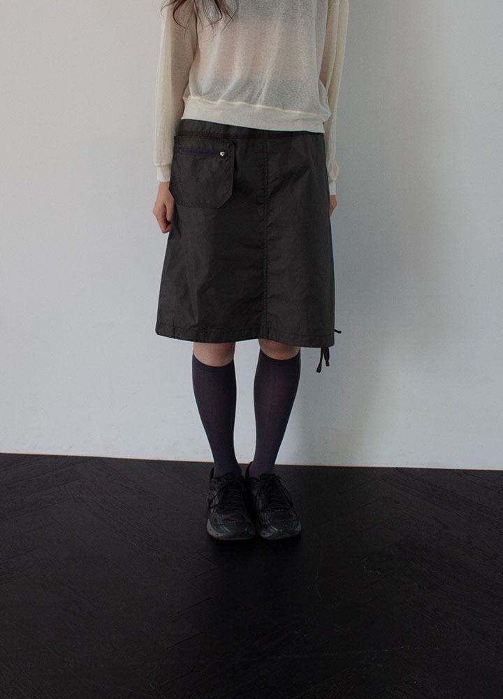 Pocket Nylon, Skirt