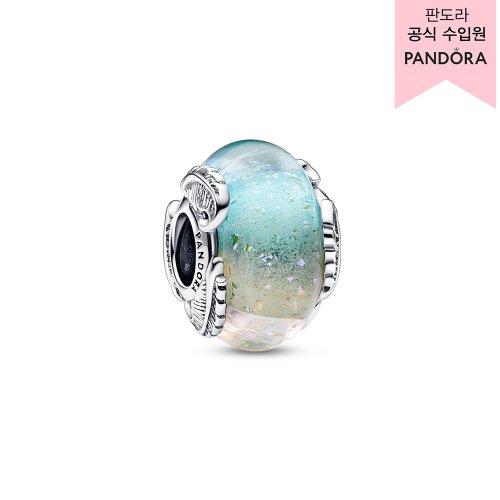 멀티컬러 뮤라노 글래스 & 커브드 페더 참_792577C00