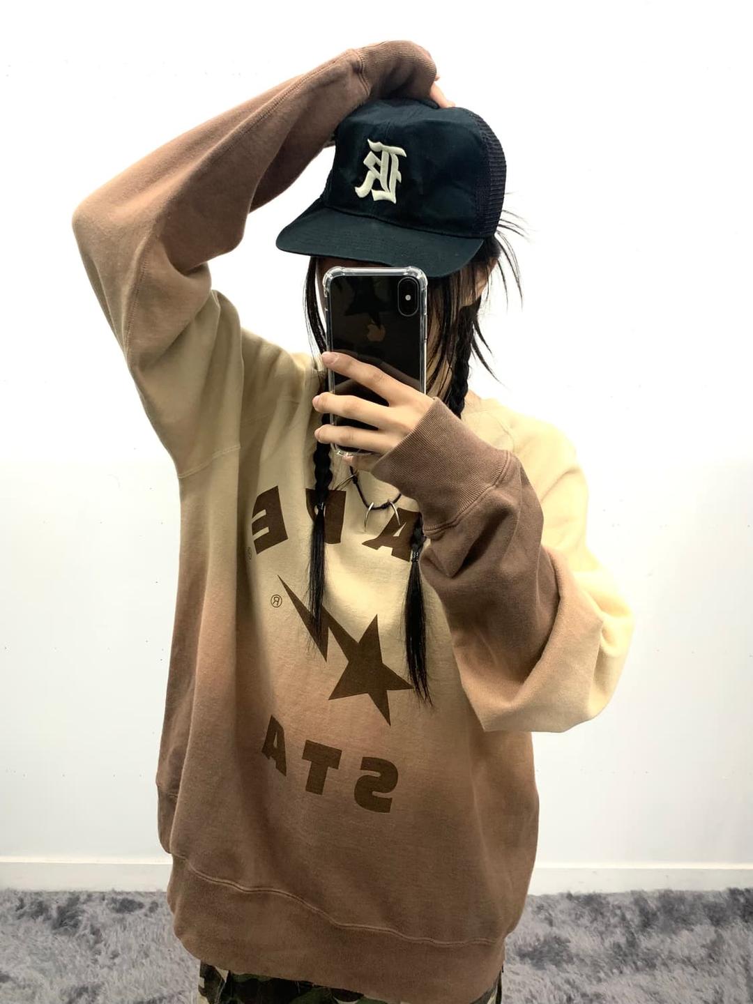 베이프 스타 그라데이션 맨투맨 | 후루츠패밀리