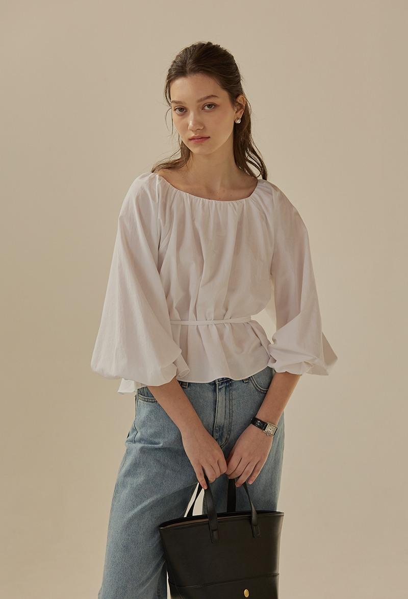 ENA SHIRRING BLOUSE