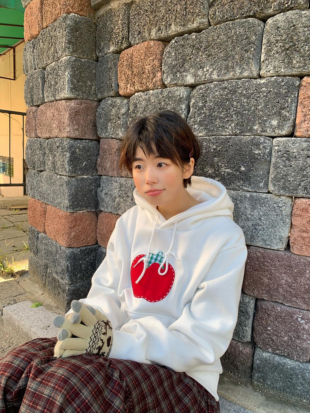 러브앤드팝 (자체제작)토마토 패치 후드티