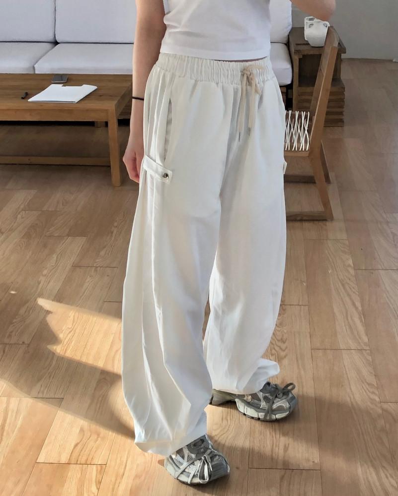 Brody pants 브로디 코튼 팬츠 밴딩 면바지 스트링 스냅 비조 와이드핏