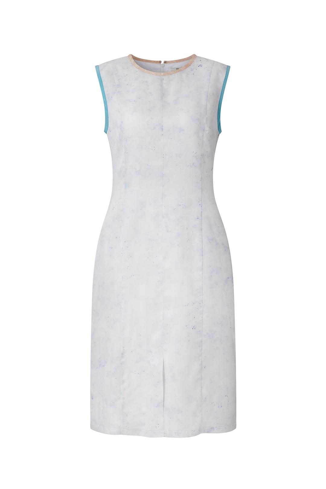 DELPHINIUM FLOWER PIPING DRESS