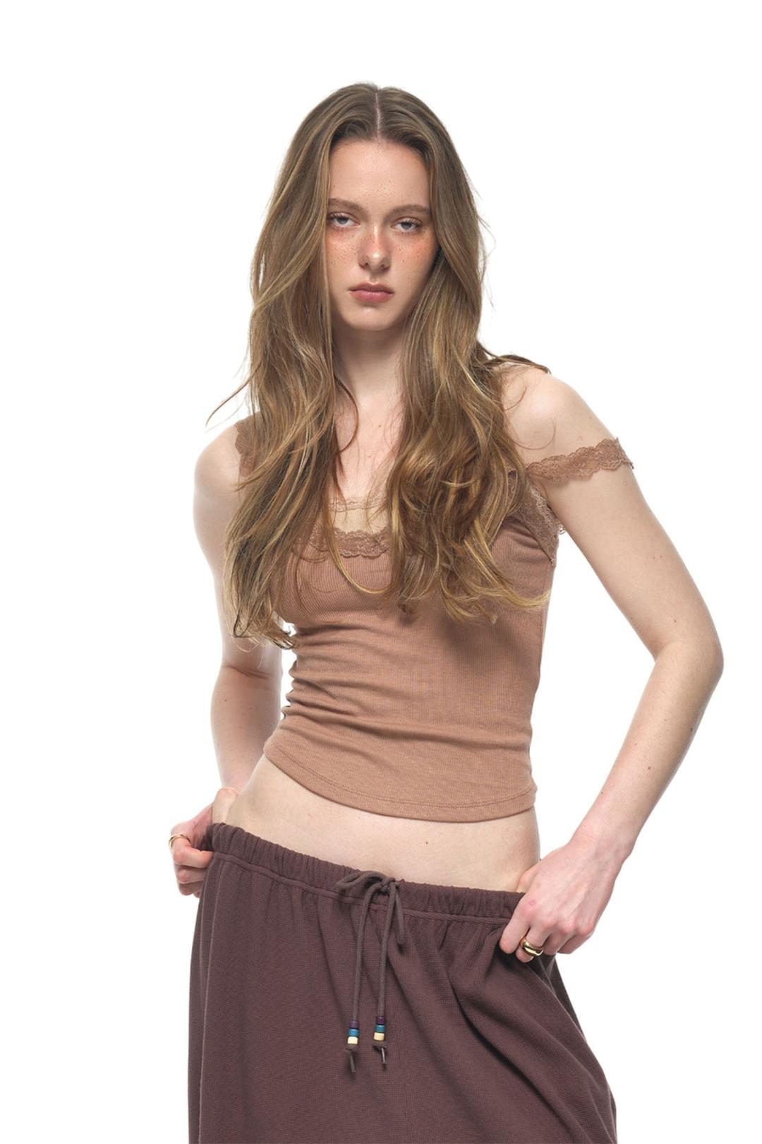 LAYERED LACE CAMI-TOP (BEIGE)