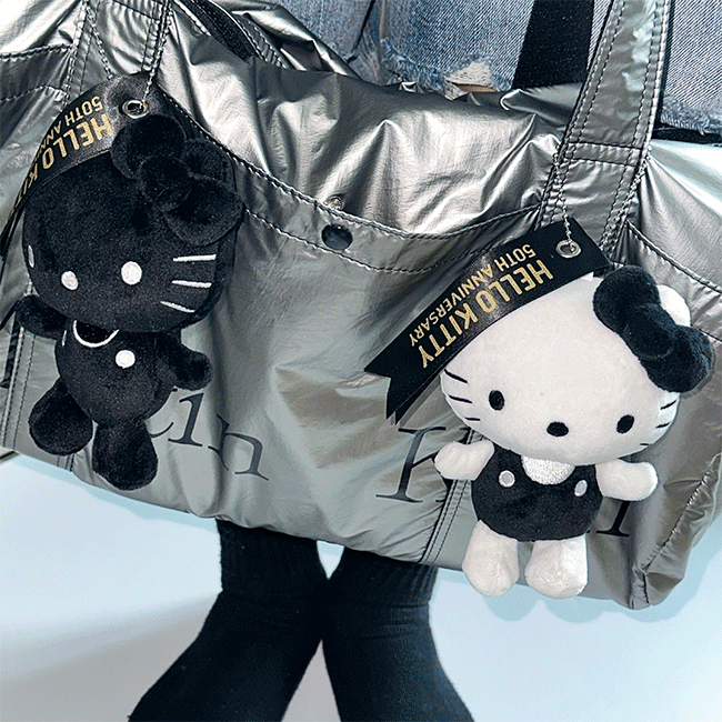 키치피치펀치 [한정/당일/희귀/단독]50주년 고전 헬로키티 인형 키링 정품 가방고리 열쇠고리 백참 가꾸 가방꾸미기 군번줄 산리오 인형 키링 y2k키링 귀여운키링 고양이 가방걸이 차키링 우정키링