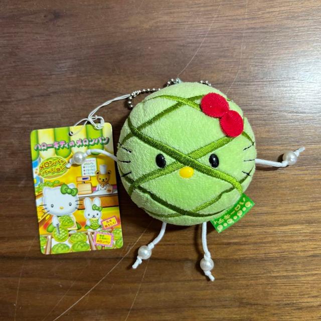 メロンパンHELLO KITTY ぬいぐるみ 【公式通販】