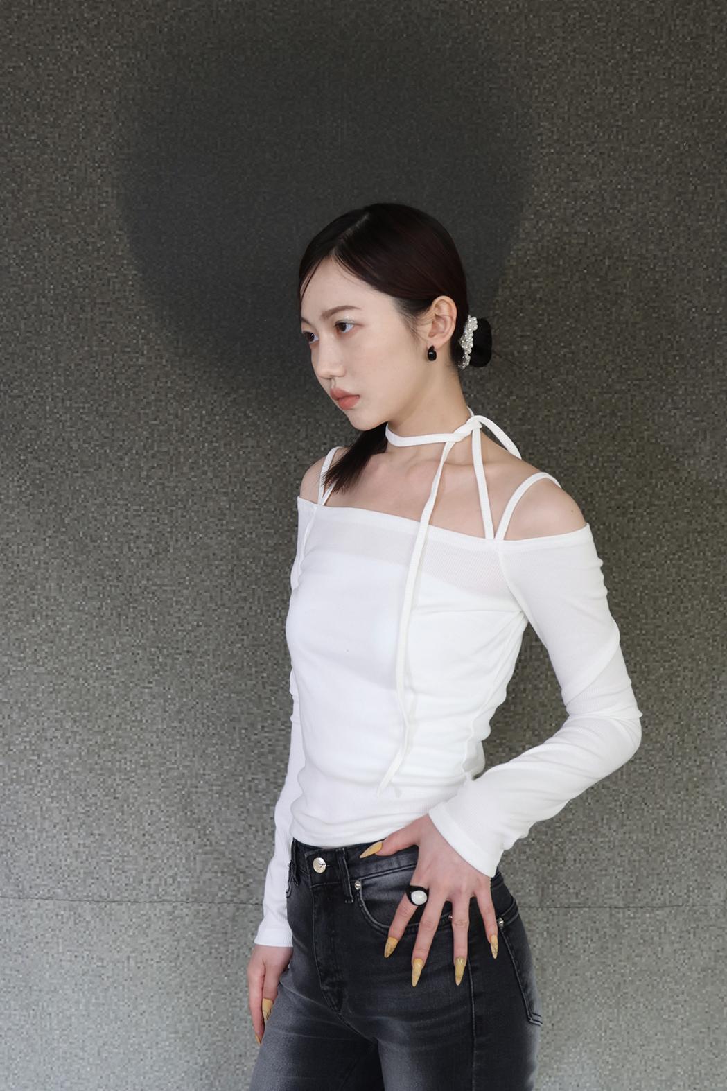百合 String off shoulder T (3color)