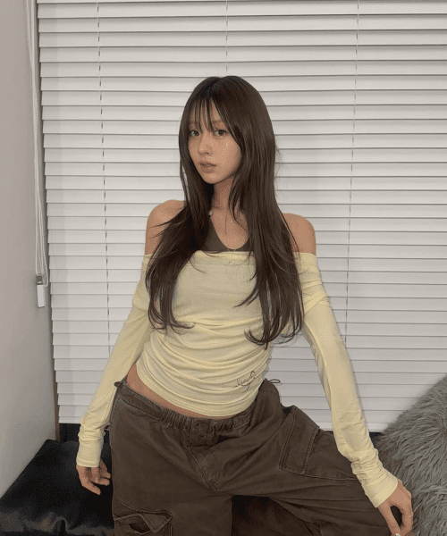 LAYERD BEADS COWL NECK T-SHIRT YELLOW