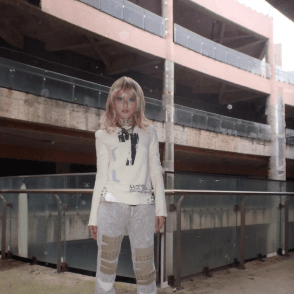 WrongSolution "Unfinished finish" rivet broken jeans