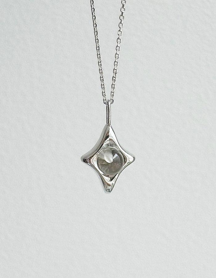 star tinsel necklace [crystal]