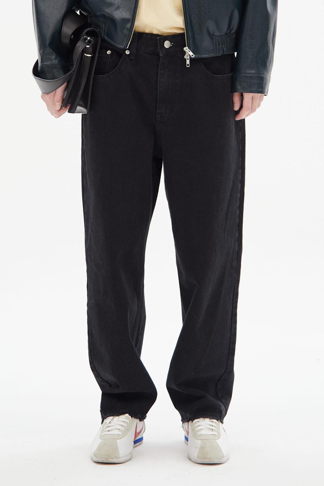 CUT OFF WIDE DENIM JEAN(BLACK)