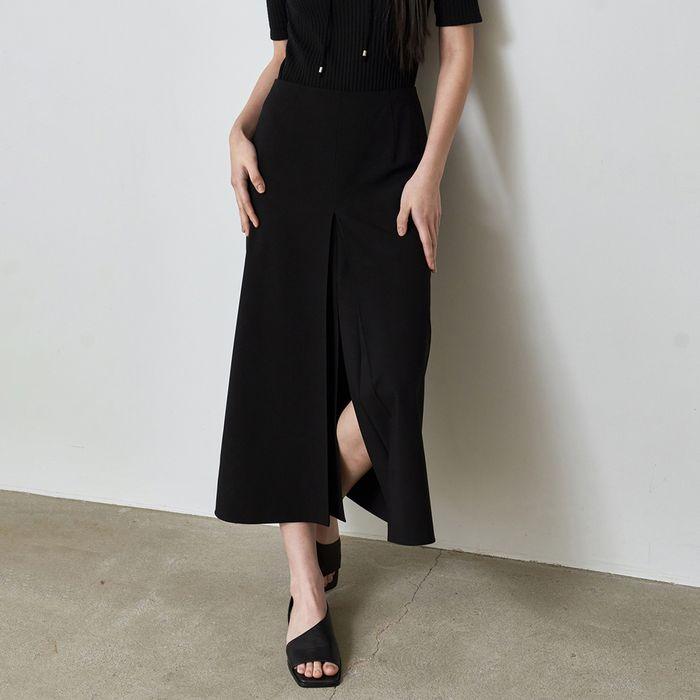 Classic inverted pleats skirt (Black)
