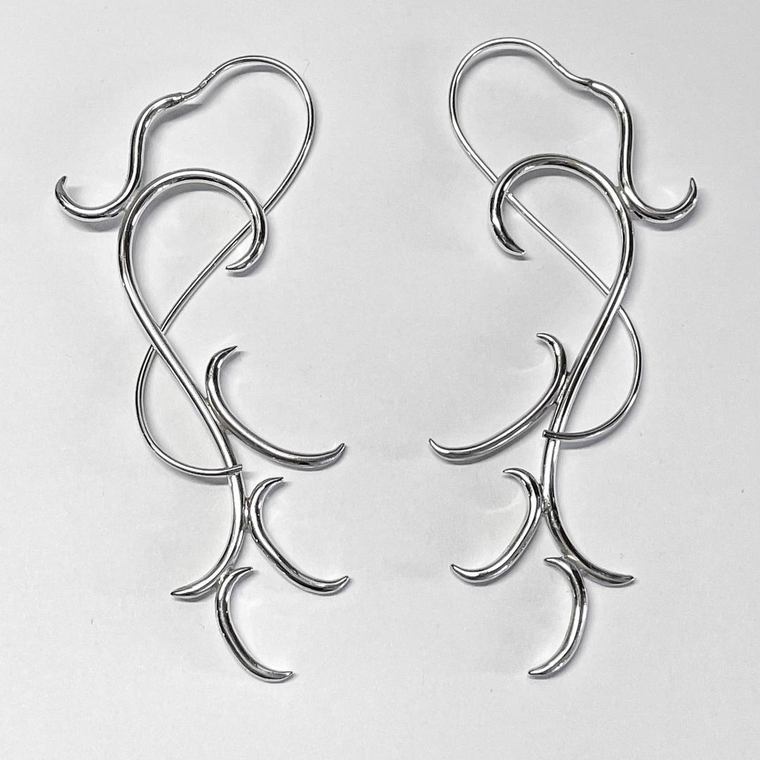 Oviss earrings