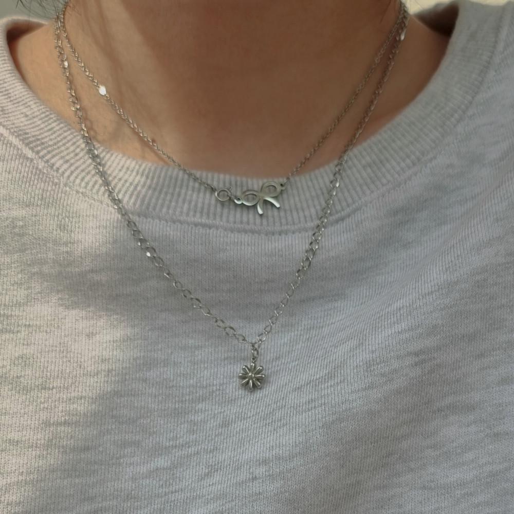 little daisy necklace / 썸머하츠 핸드메이드 데이지 꽃 체인 목걸이