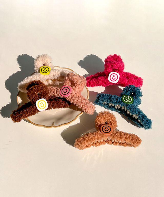 스마일 뽀글이 헤어 집게핀 겨울 올림머리 헤어핀