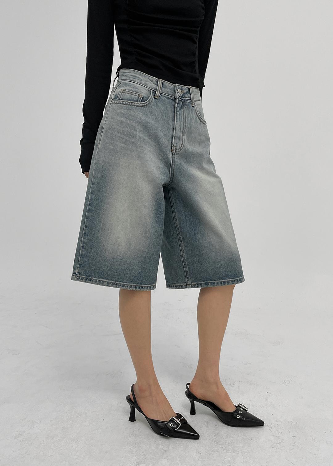 블랙업 [1천장판매] [MADE] 보이시 워싱 버뮤다 데님팬츠 *