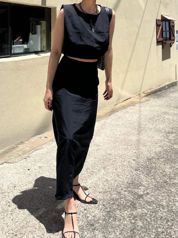 나일론 슬리브리스 스커트 셋업  (블랙,카키)