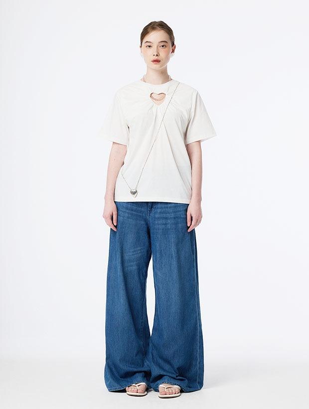 CUT OUT HEART SHIRRING T-SHIRTS(IVORY)