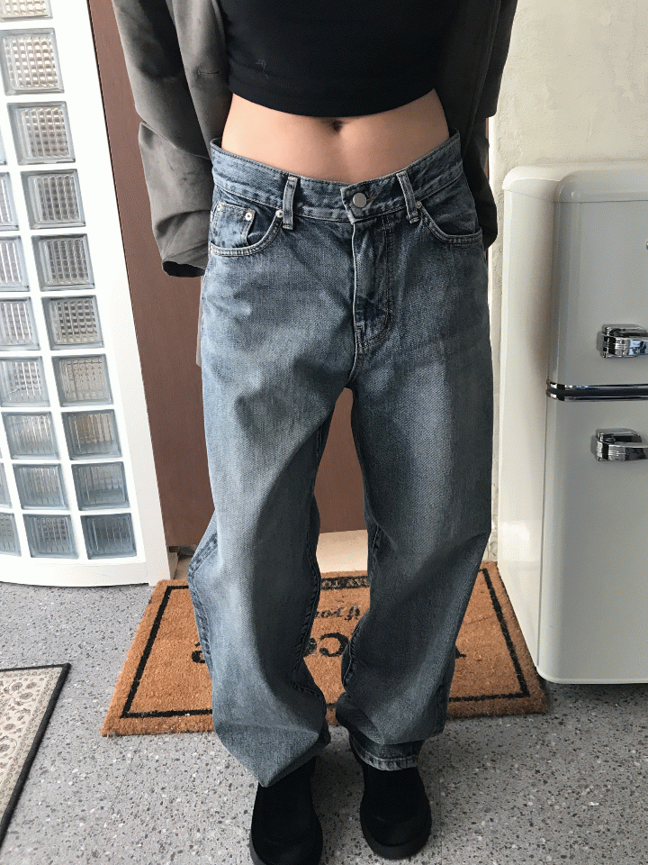 Rake brushing denim