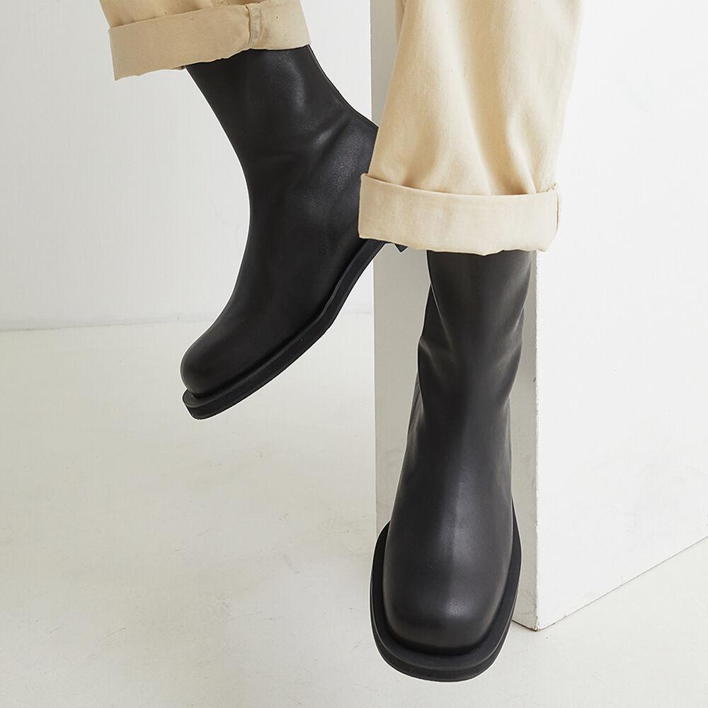 BKB20406 EGG MID BOOTS BLACK